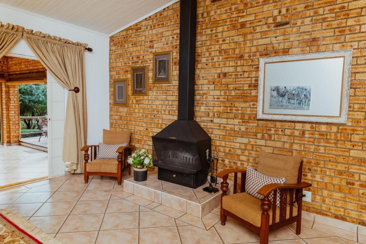 Boubou Bed And Breakfast Rustenburg Exteriör bild