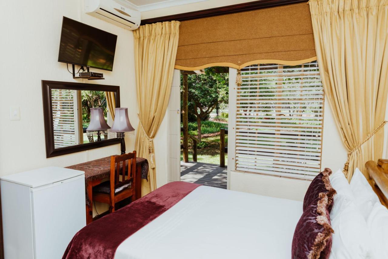 Boubou Bed And Breakfast Rustenburg Exteriör bild