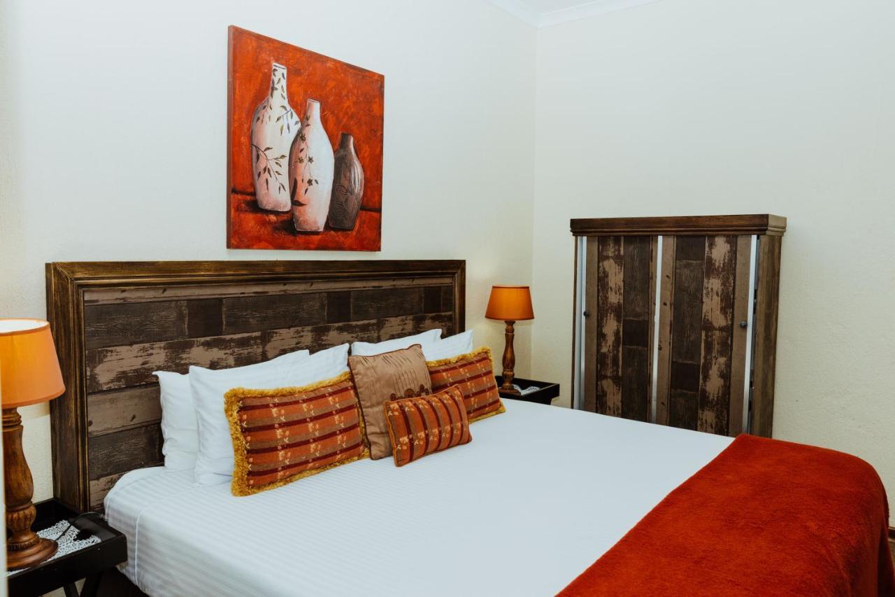 Boubou Bed And Breakfast Rustenburg Exteriör bild