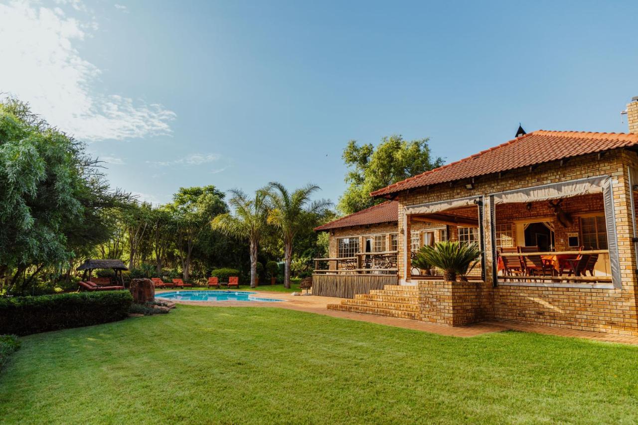 Boubou Bed And Breakfast Rustenburg Exteriör bild